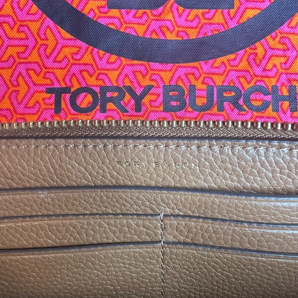 Tory Burch wallet - Picture 4 of 6